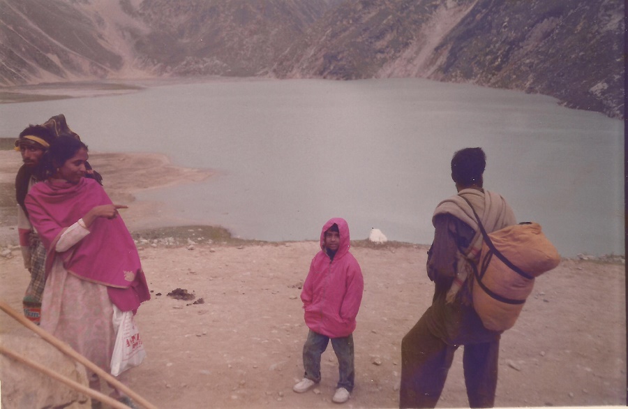 L-R: Aziz, Adyasha, Subha, and myself . The lambs are not part of our team. Don't mistake us. Lord Shiva is strictly vegetarian. We are just trying to befriend the mountain lamb. 